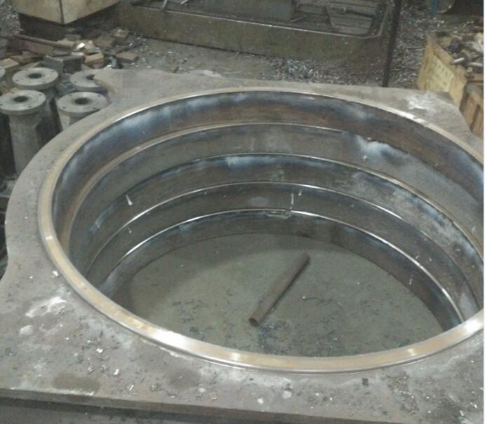 铸铁镶铜圆闸门密封面图